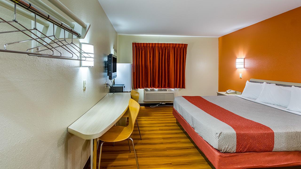 Motel 6-Urbana, Il Шампейн Экстерьер фото