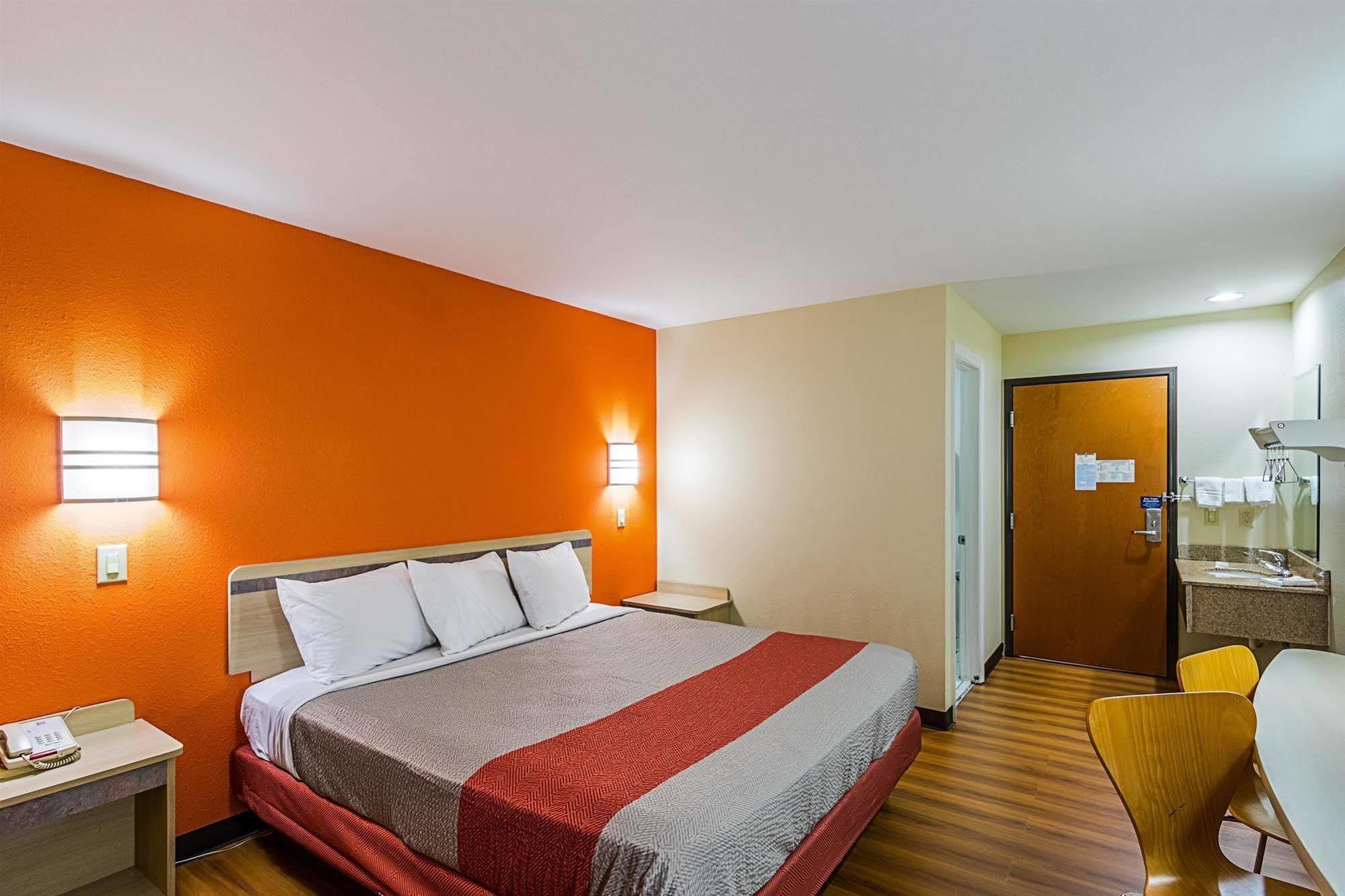 Motel 6-Urbana, Il Шампейн Экстерьер фото