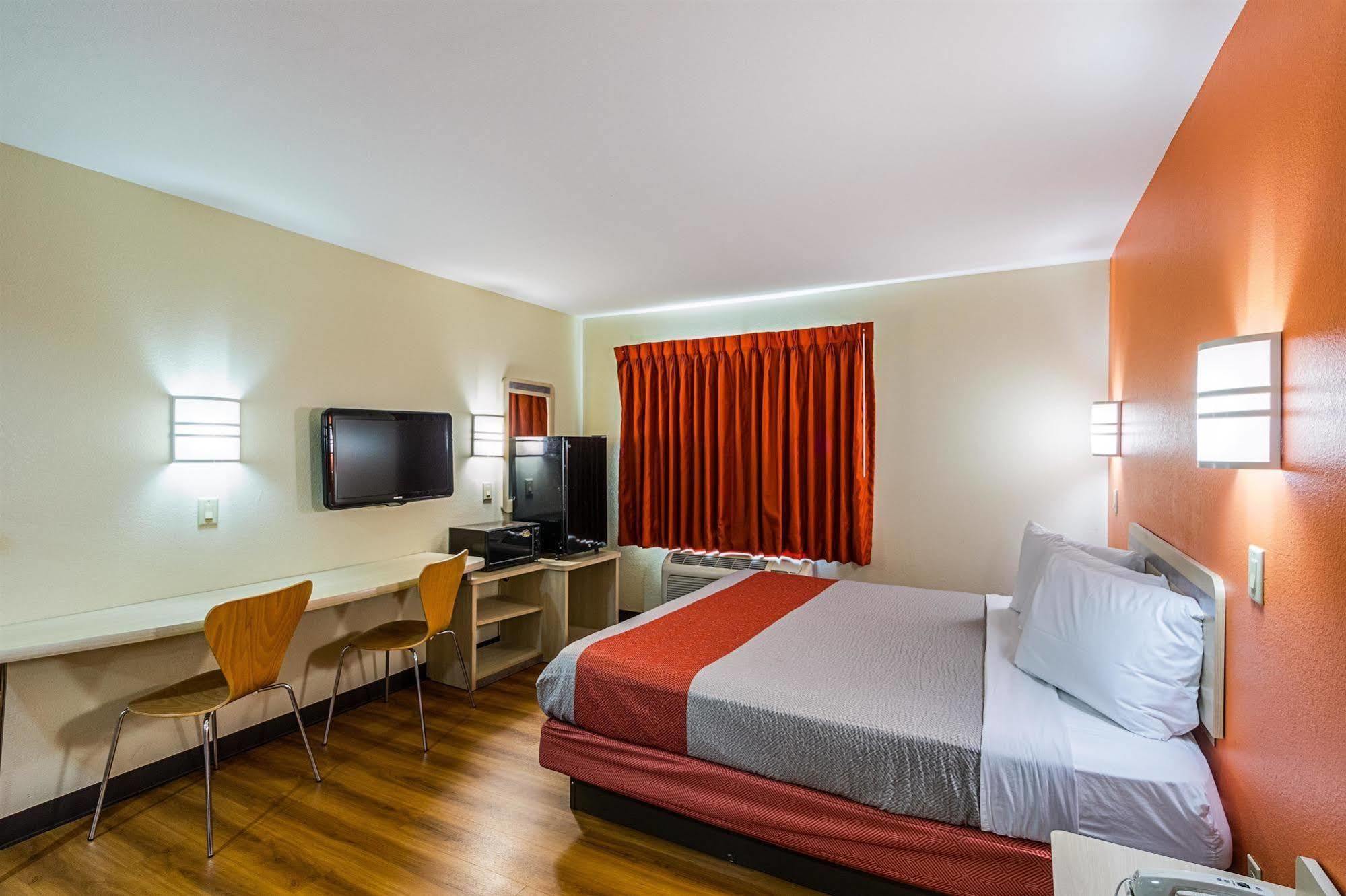 Motel 6-Urbana, Il Шампейн Экстерьер фото